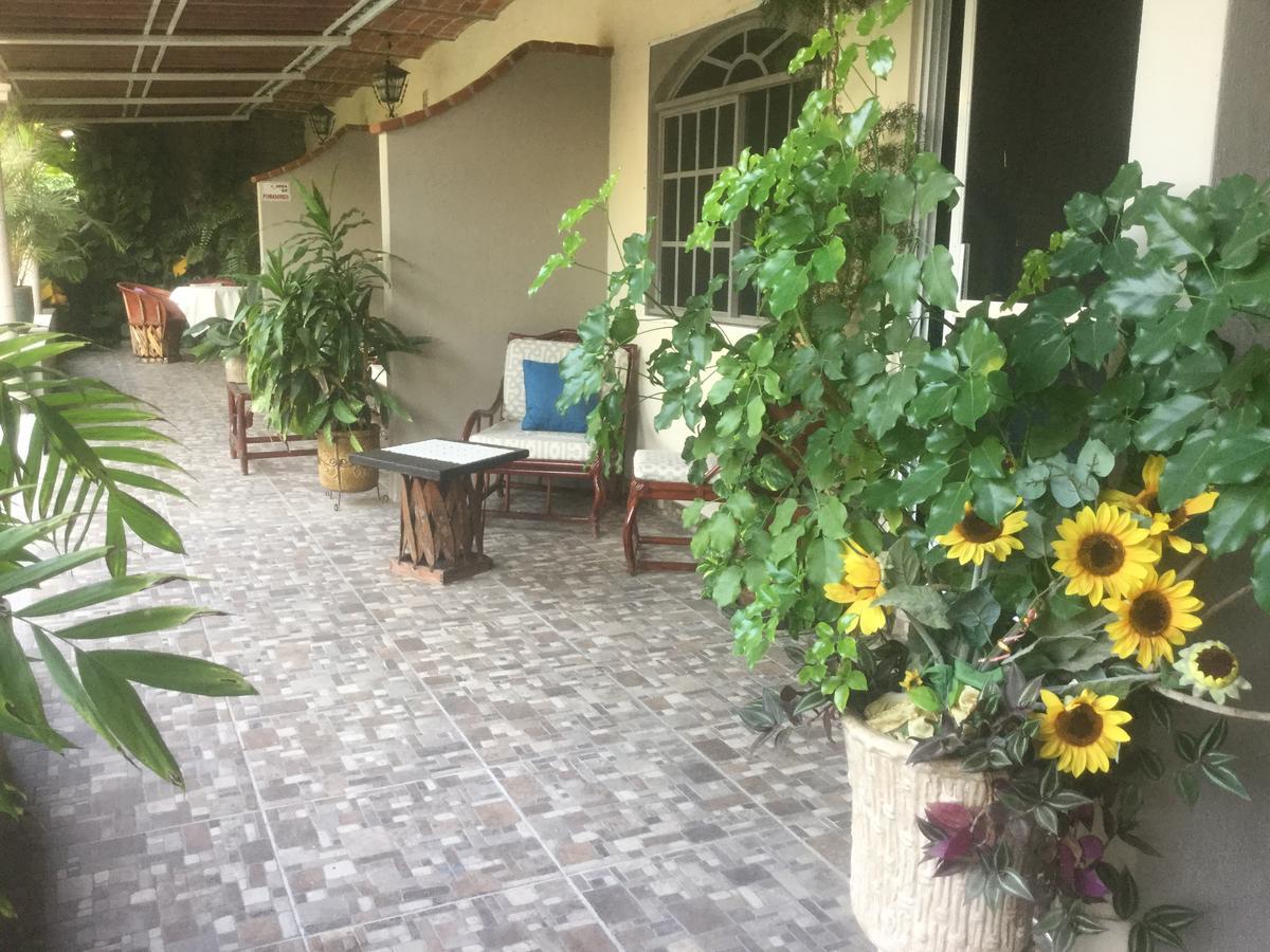 Bed and Breakfast Casa De La Abuela Ajijic Exterior foto